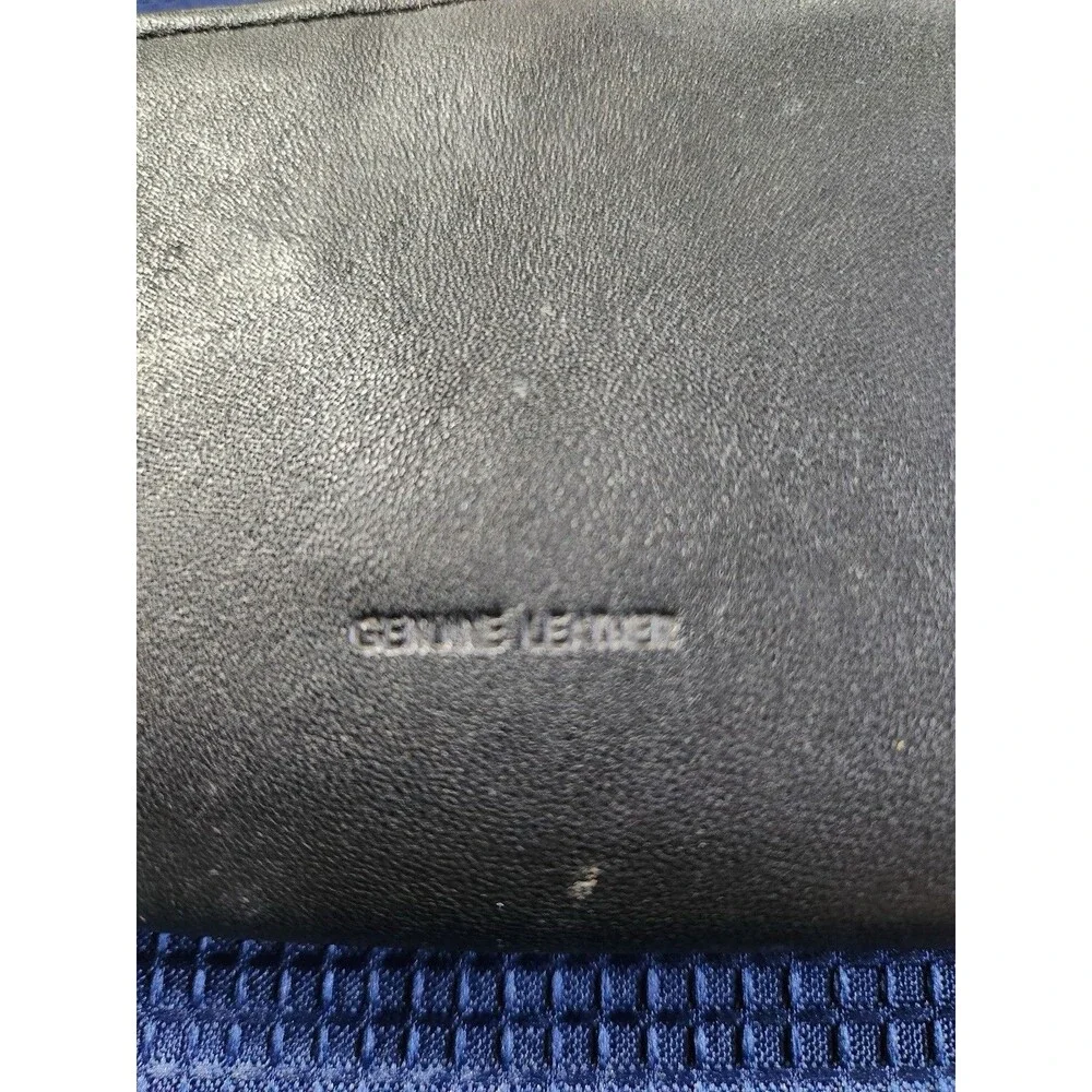 Bass Classic Black Leather Wallet
